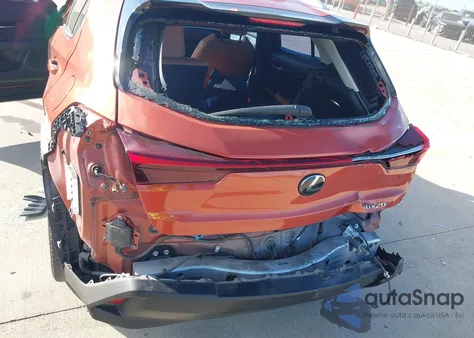 2019 Lexus Ux 200 z USA, uszkodzony, nr VIN JTHY3JBH1K2012747